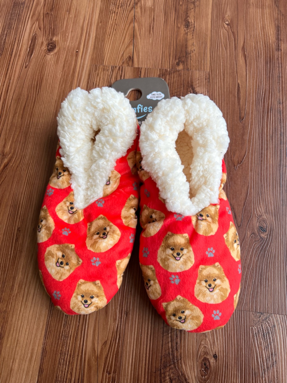 Pomeranian Print Slippers NWT - Comfies, one size, cozy, Sherpa, Pom mom, dog